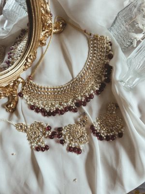 "Aalia" Lightweight Necklace Set Red