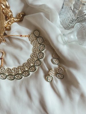 "Gia" Lightweight Necklace Set Green